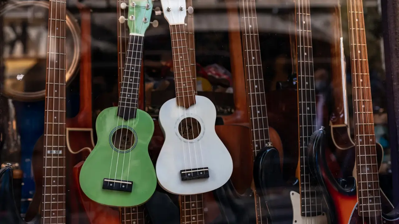 Violão Guitarra ou Ukulele?
